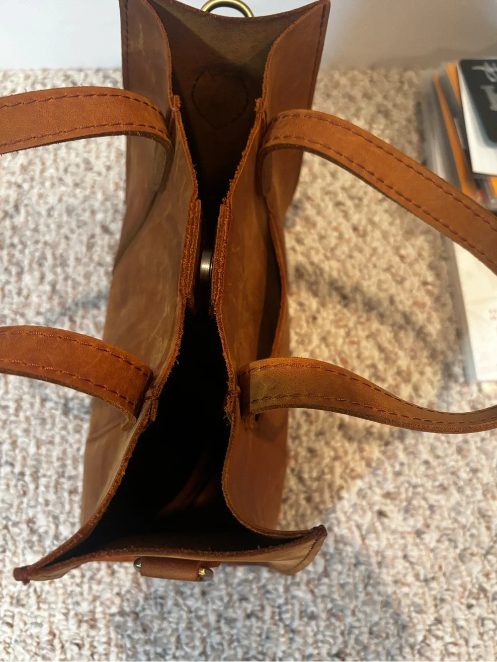 Portland Leather Goods Lola crossbody in  brown. Comes w/ the crossbody strap.